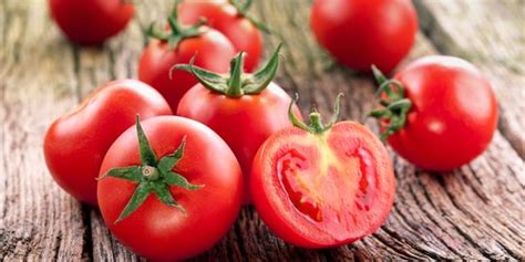 Manfaat Makan Tomat